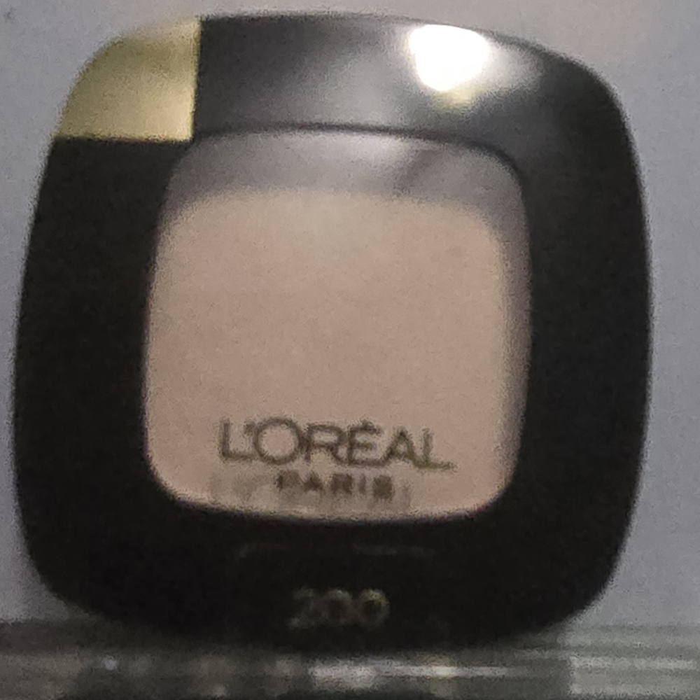 L'Oreal Paris Eyeshadow in C